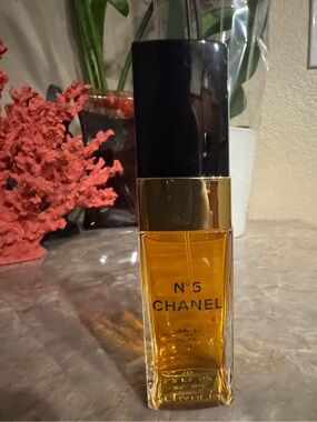 CHANEL No 5 EUA DE TOILETTE